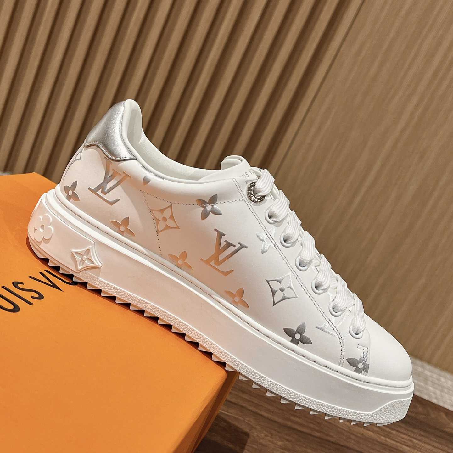 Louis Vuitton Time Out Sneaker (upon uk size)    1AAVV2 - everydesigner