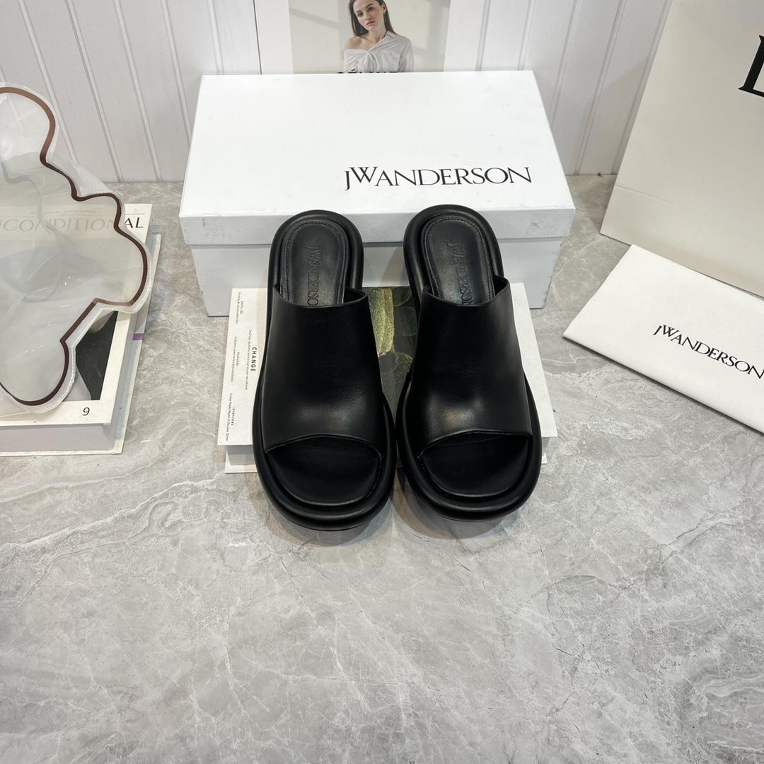 Jw Anderson Bumper-Tube Leather Mules - everydesigner