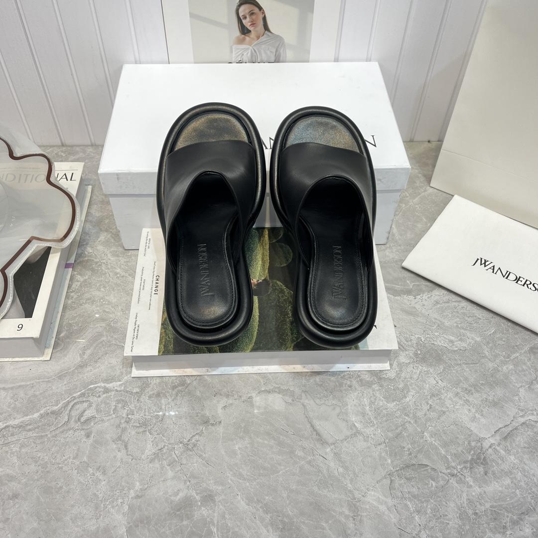 Jw Anderson Bumper-Tube Leather Mules - everydesigner