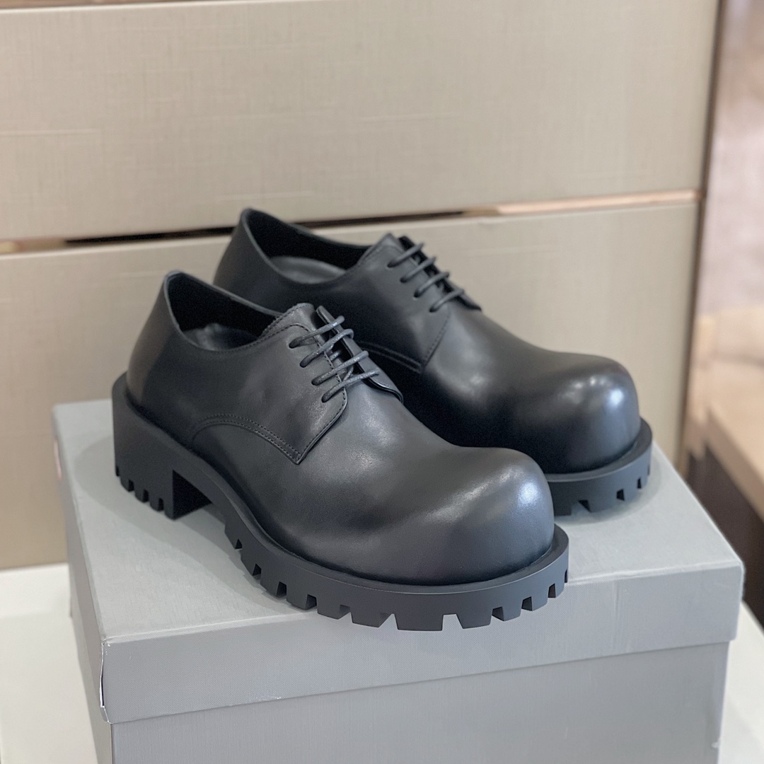 Balenciaga Men's Rhino Derby In Black  - everydesigner