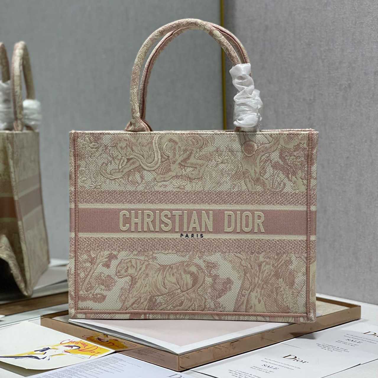 Dior Medium Dior Book Tote - everydesigner