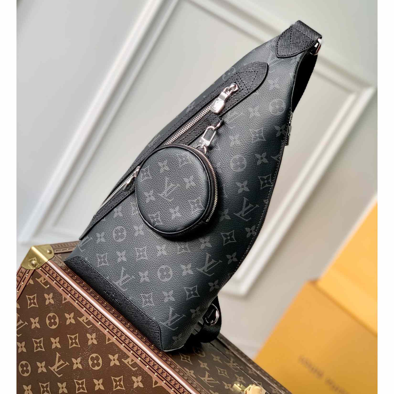 Louis Vuitton Duo Sling Bag(20-42-6cm)       M30936 - everydesigner