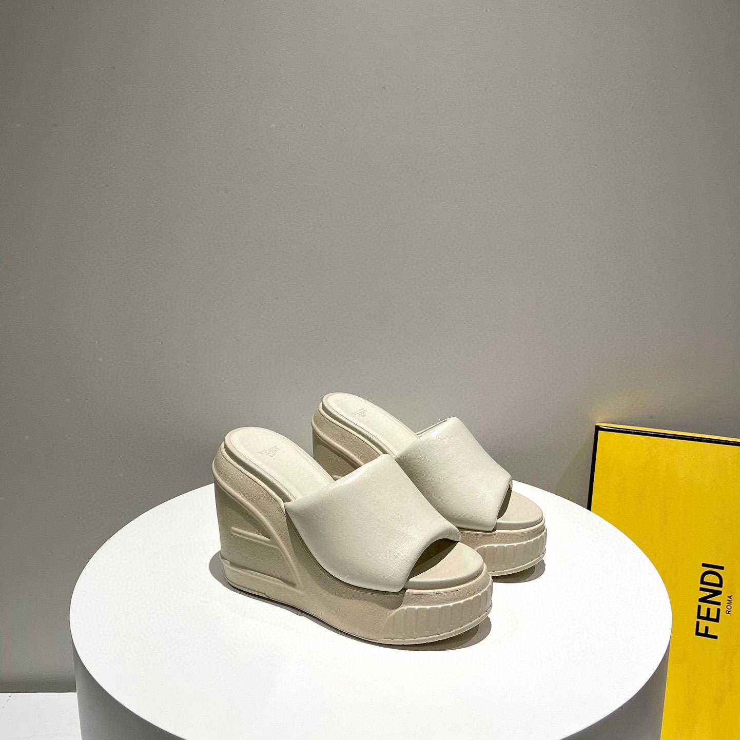 Fendi Fashion Show Beige Nappa Leather Slides - everydesigner