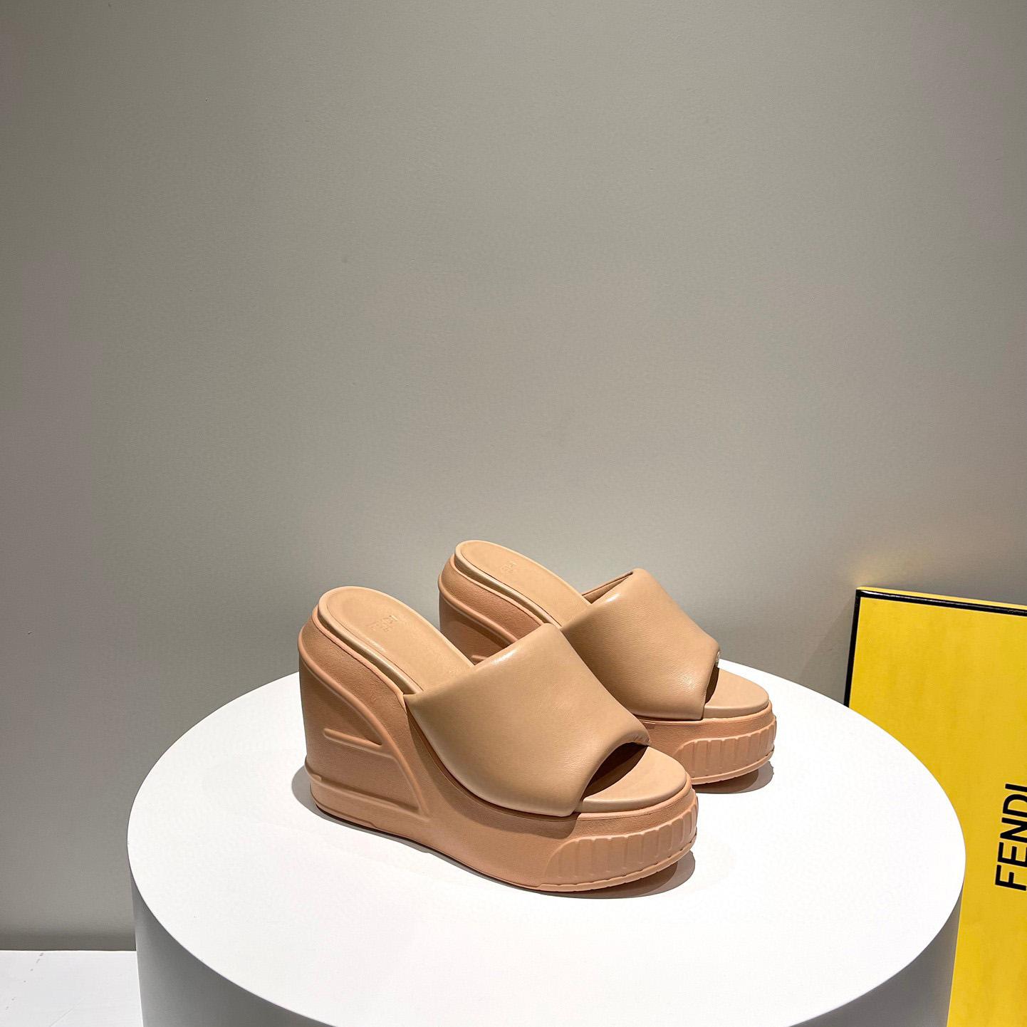 Fendi Fashion Show Beige Nappa Leather Slides - everydesigner