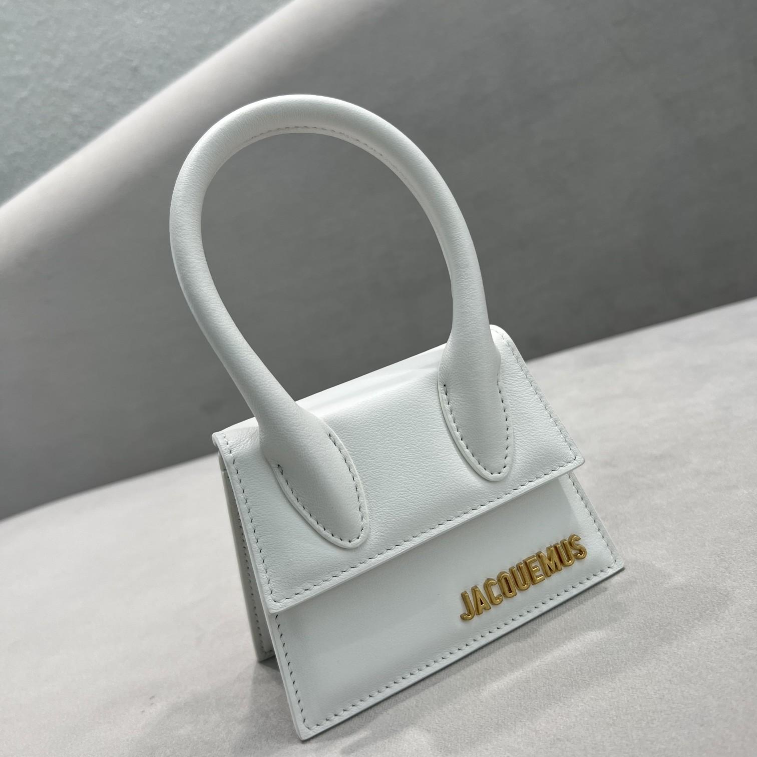 Jacquemus Le Chiquito Signature Leather Mini Handbag(12-8-5cm) - everydesigner