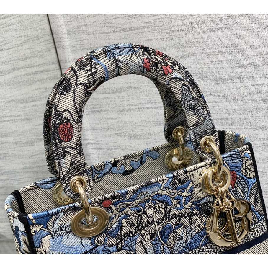 Dior Medium Lady D-lite Bag - everydesigner