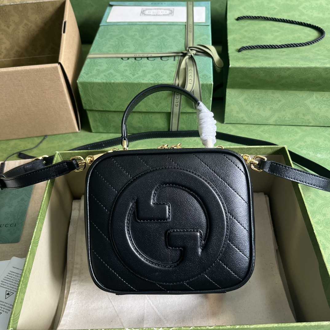 Gucci Blondie Top Handle Bag (17-15-9cm) - everydesigner