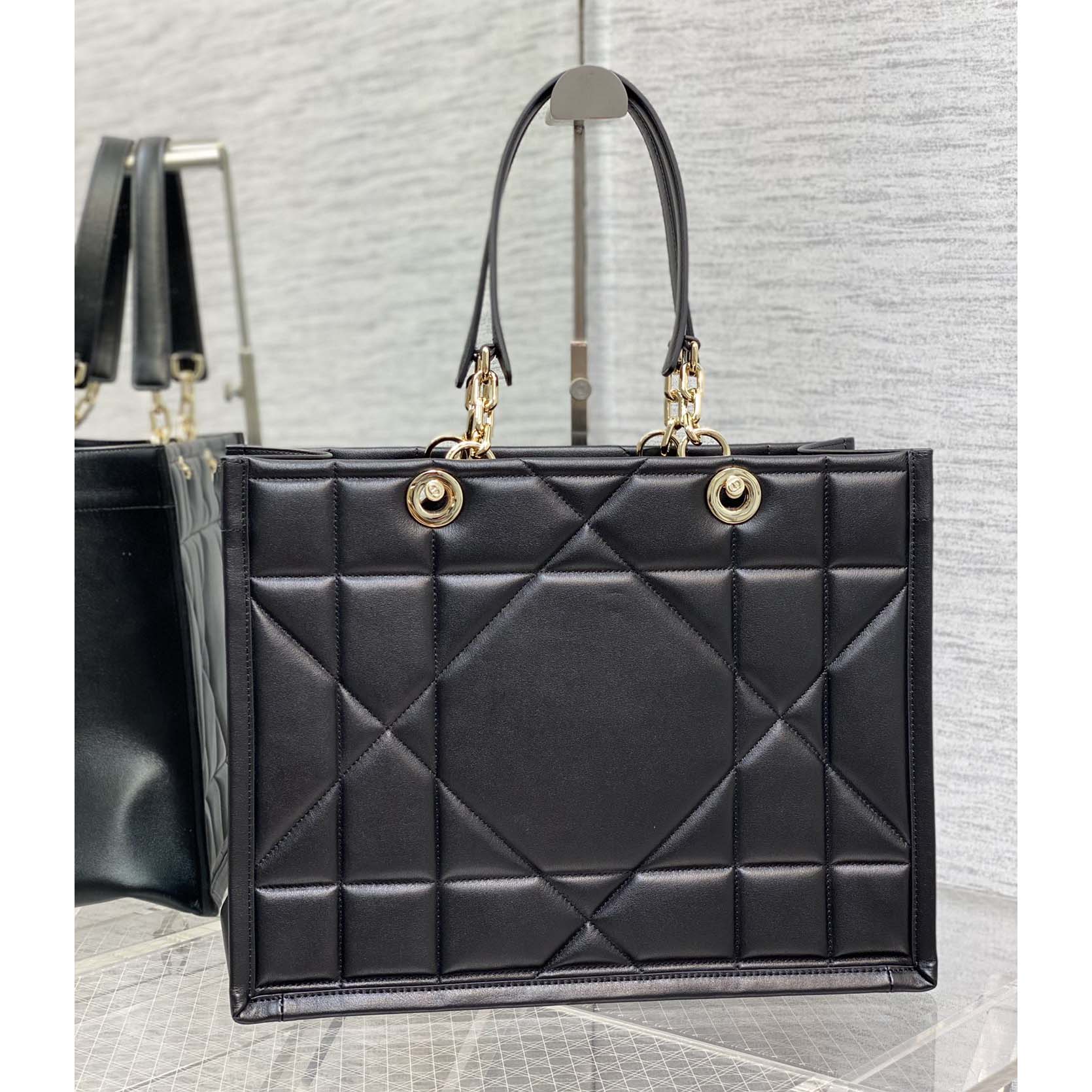 Dior Medium Dior Essential Tote Bag  - everydesigner