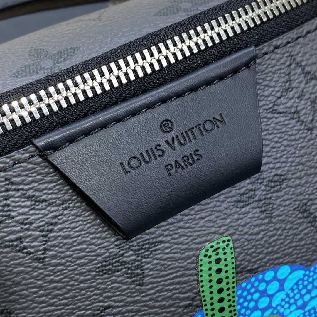 Louis Vuitton LV x YK Maxi Bumbag (47-20-9cm)   M46436 - everydesigner