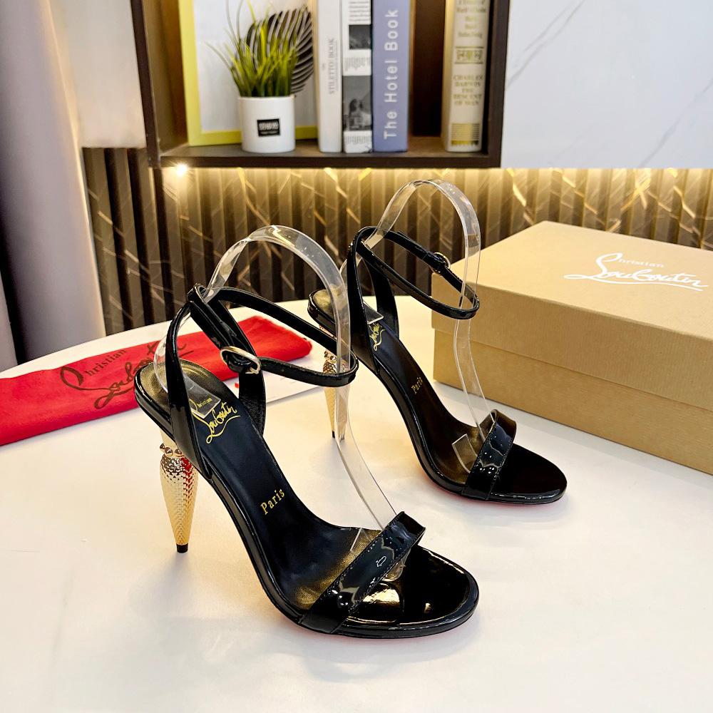 Christian Louboutin Lipqueen 105 Patent Leather Sandals - everydesigner