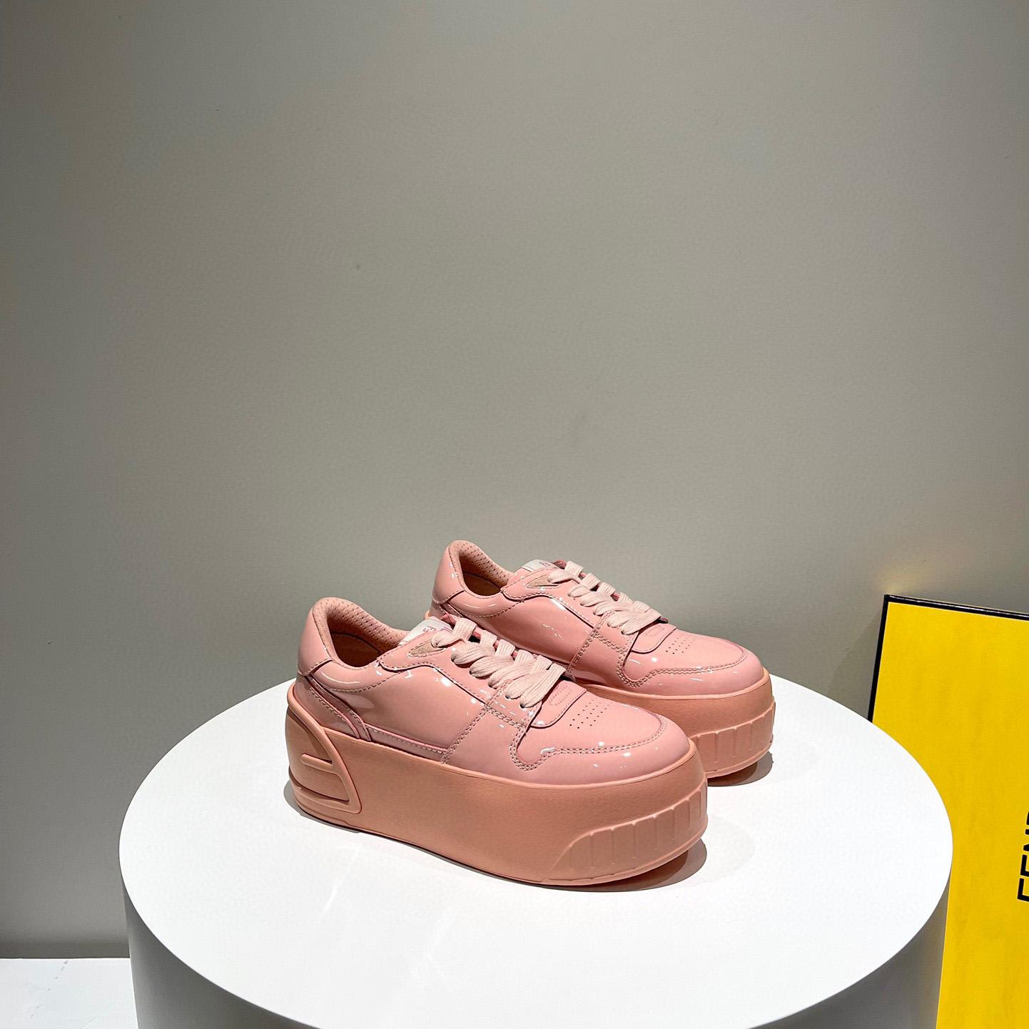 Fendi Fashion Show Pink Leather Low-Tops Sneaker  - everydesigner