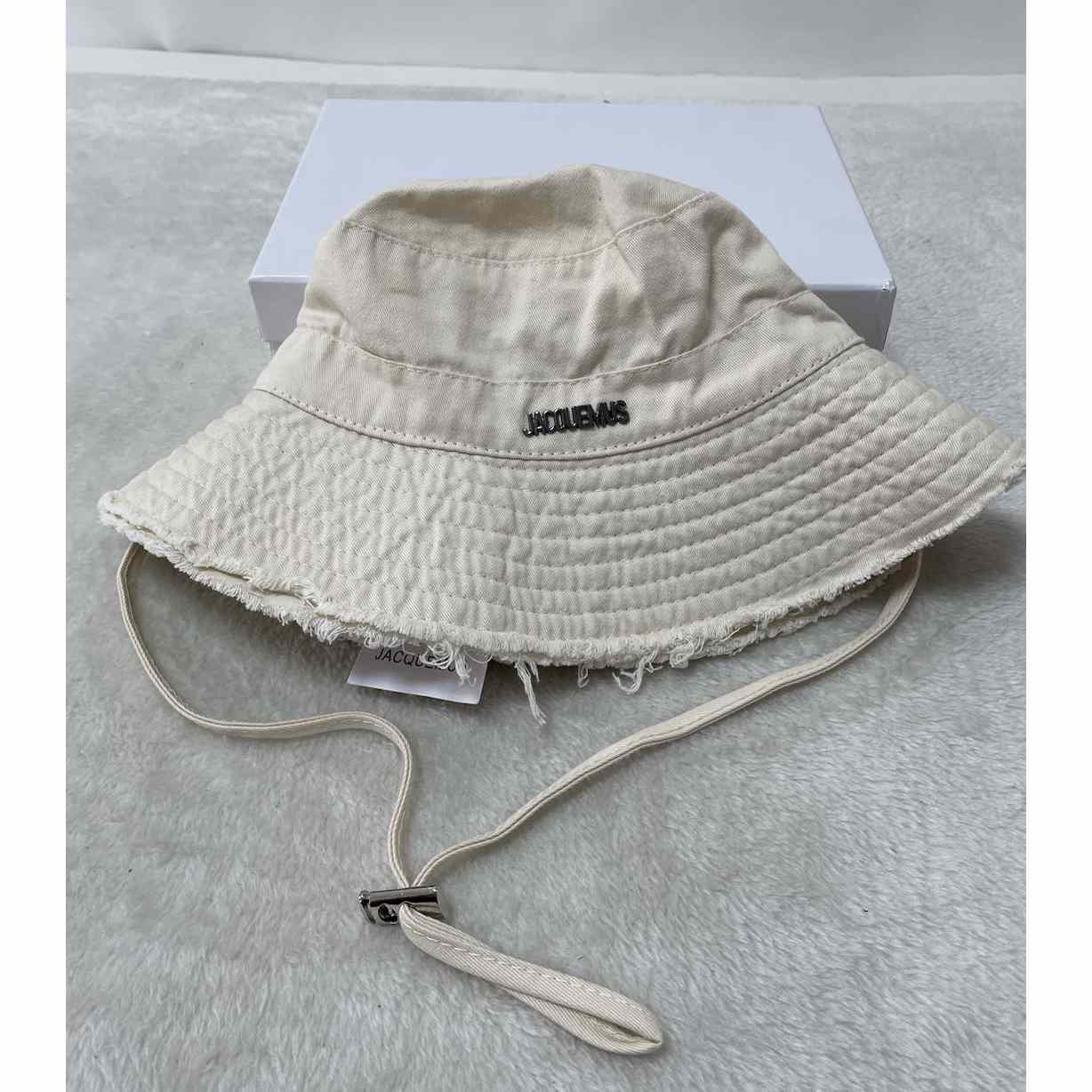 Jacquemus Le bob Artichaut Large Brim Bucket Hat - everydesigner