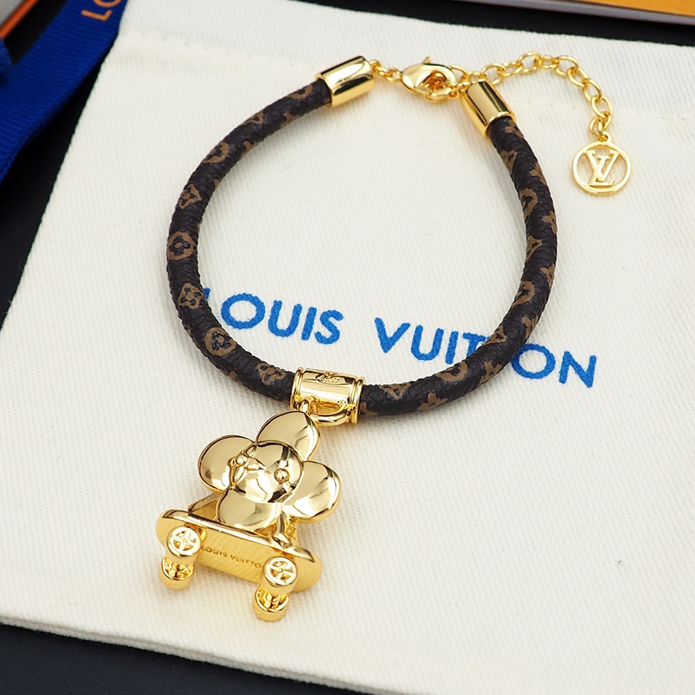 Louis Vuitton Vivienne Kick Flip Bracelet   M1051Z - everydesigner