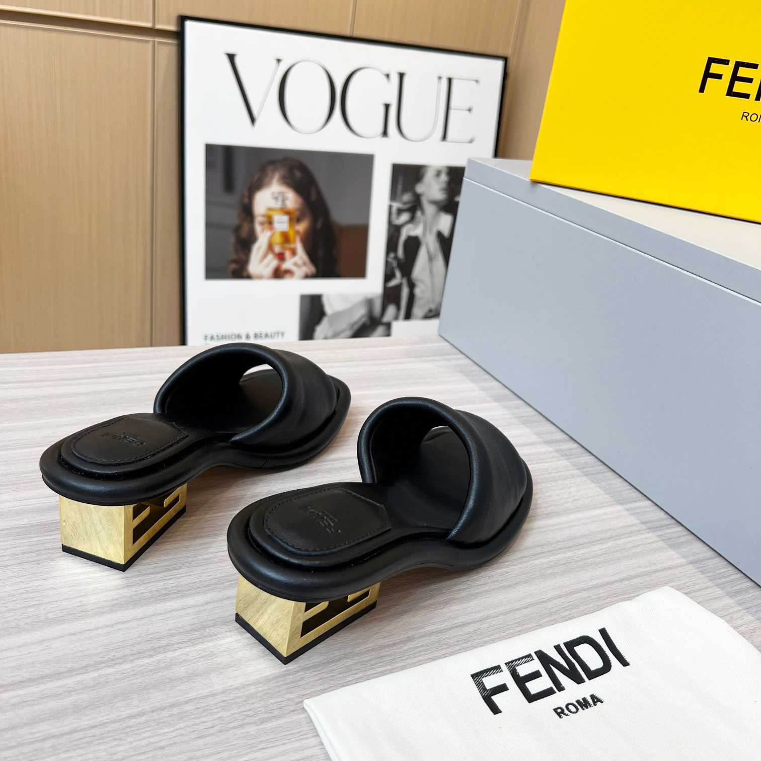 Fendi Baguette Black Nappa Leather Slides - everydesigner