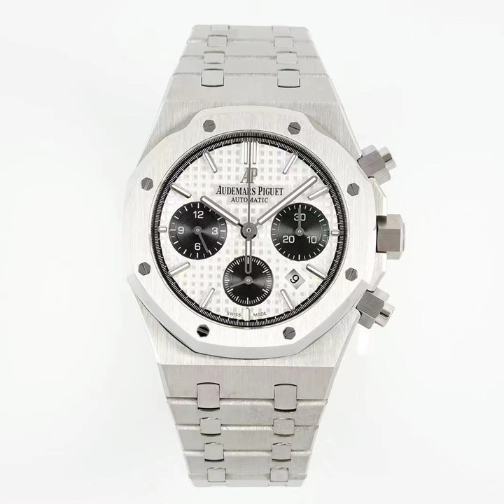 Audemars Piguet Royal Oak Chronograph - everydesigner