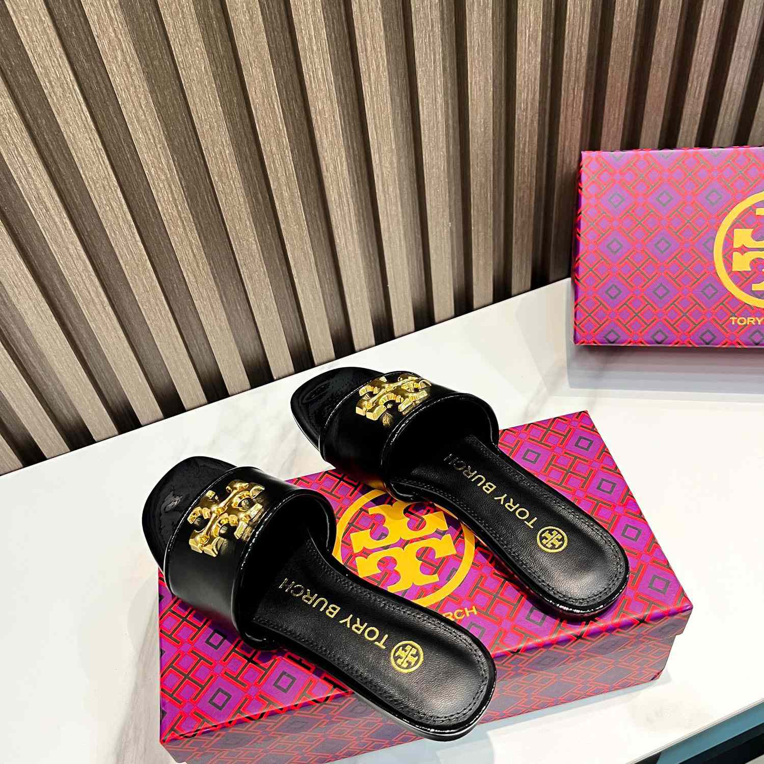 Tory Burch Eleanor Slide - everydesigner