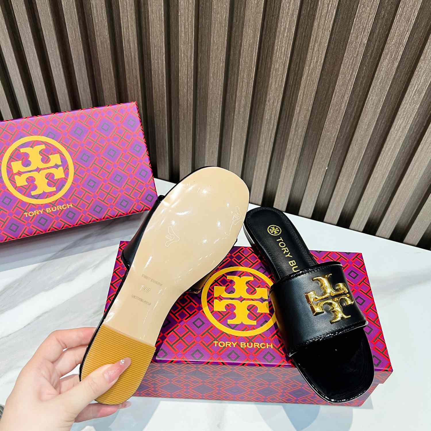 Tory Burch Eleanor Slide - everydesigner