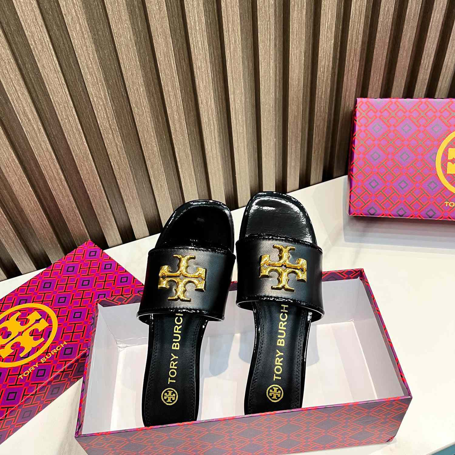 Tory Burch Eleanor Slide - everydesigner