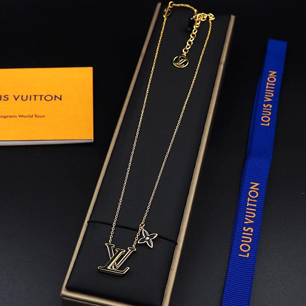 Louis Vuitton LV Iconic Enamel Necklace     - everydesigner