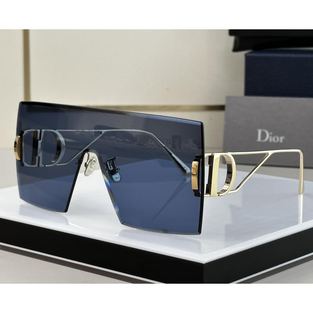 Dior 30Montaigne M1U Sunglasses - everydesigner