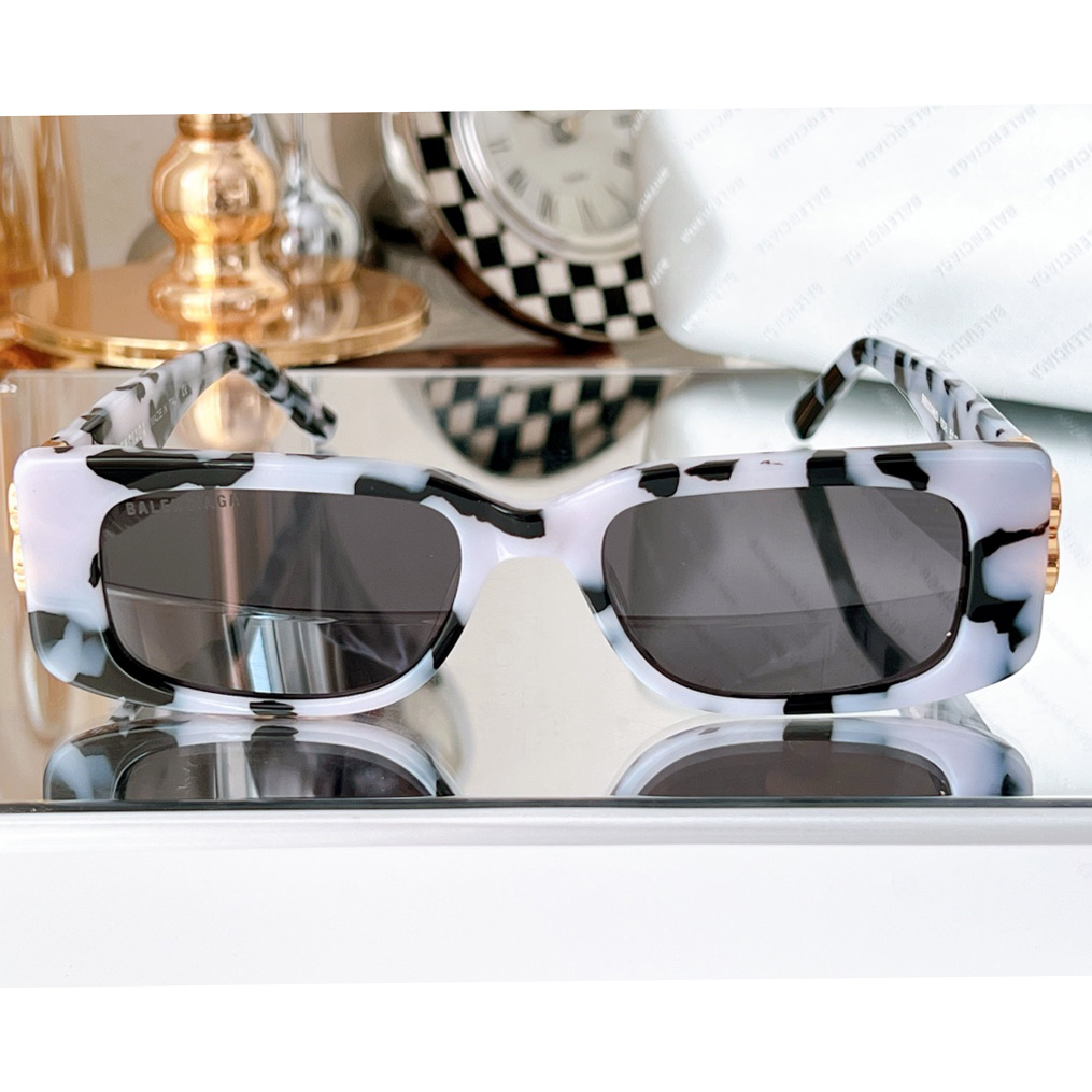 Balenciaga Dynasty Rectangle Sunglasses In White    bb0096 - everydesigner