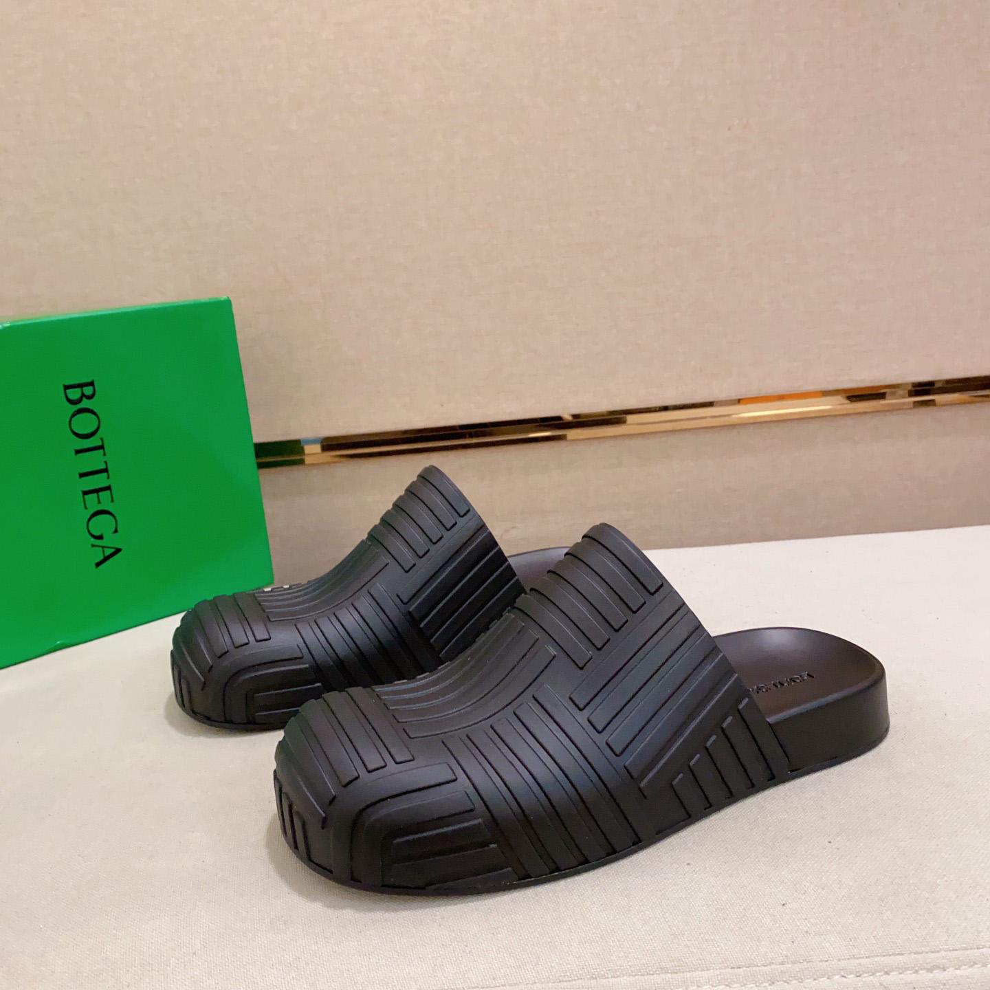 Bottega Veneta Rubber Clogs - everydesigner