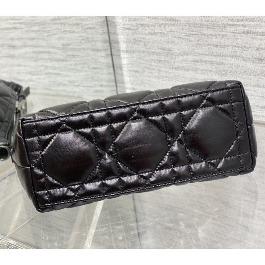 Dior Medium DiorTravel Nomad Pouch - everydesigner