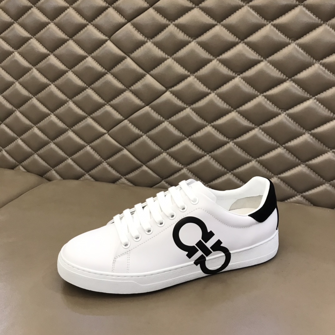 Ferragamo Gancini Sneaker - everydesigner