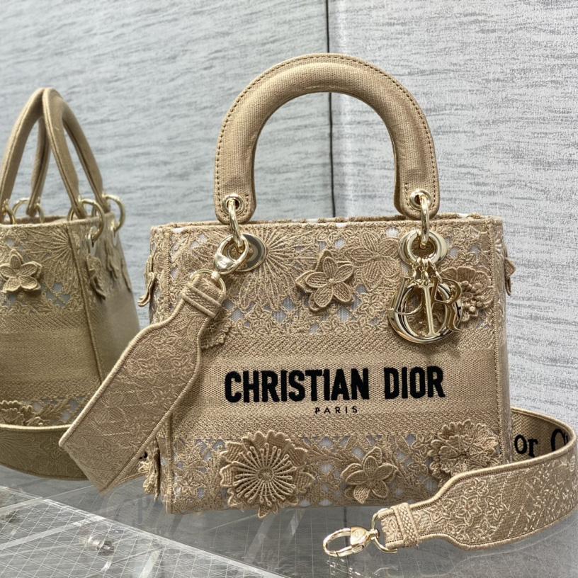 Dior Medium Lady D-lite Bag - everydesigner