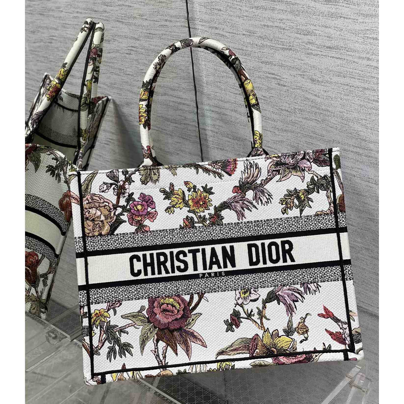 Dior Medium Dior Book Tote - everydesigner