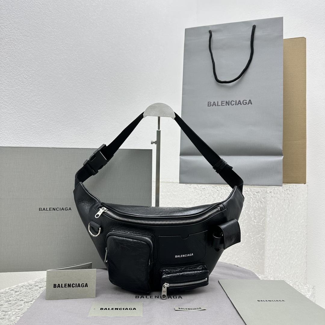 Balenciaga Superbusy Beltpack In Black - everydesigner