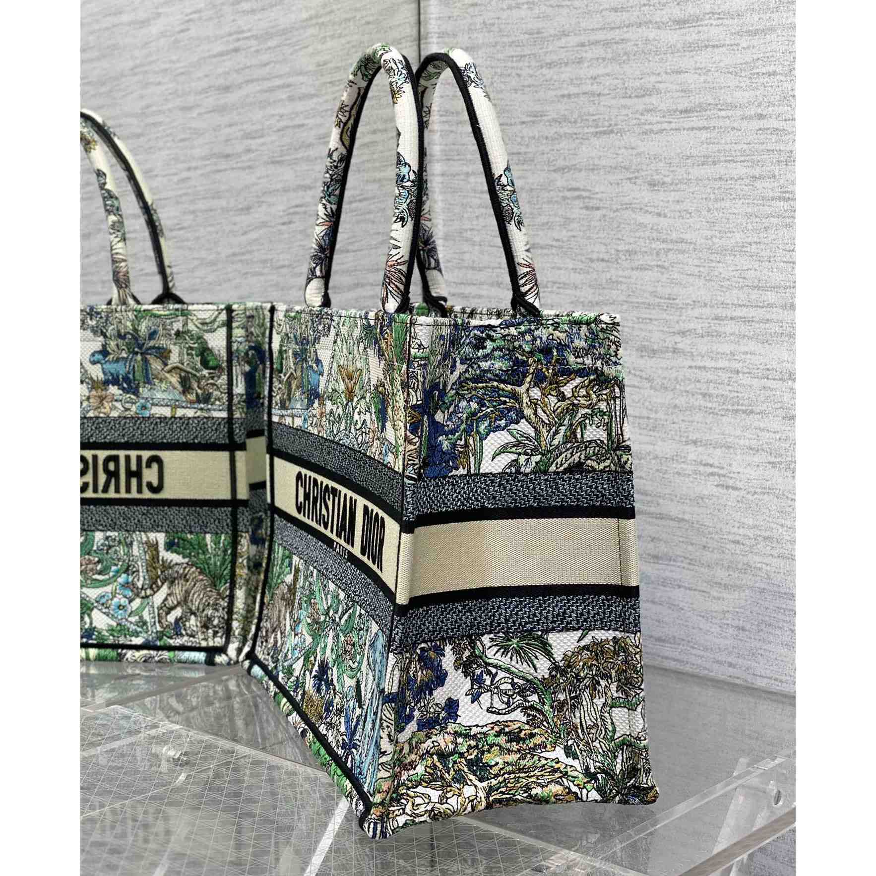 Dior Medium Dior Book Tote - everydesigner