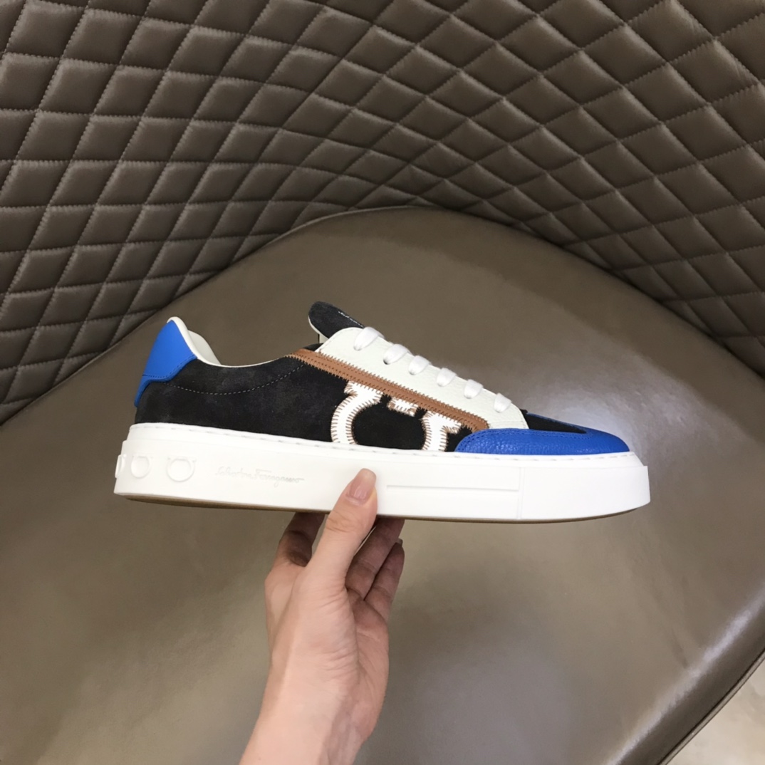 Ferragamo Gancini Sneaker - everydesigner