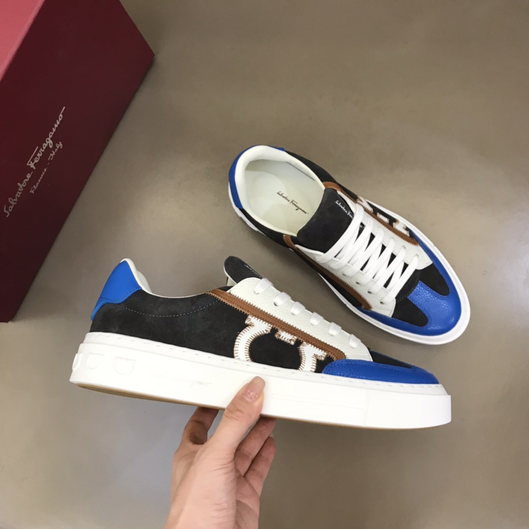 Ferragamo Gancini Sneaker - everydesigner