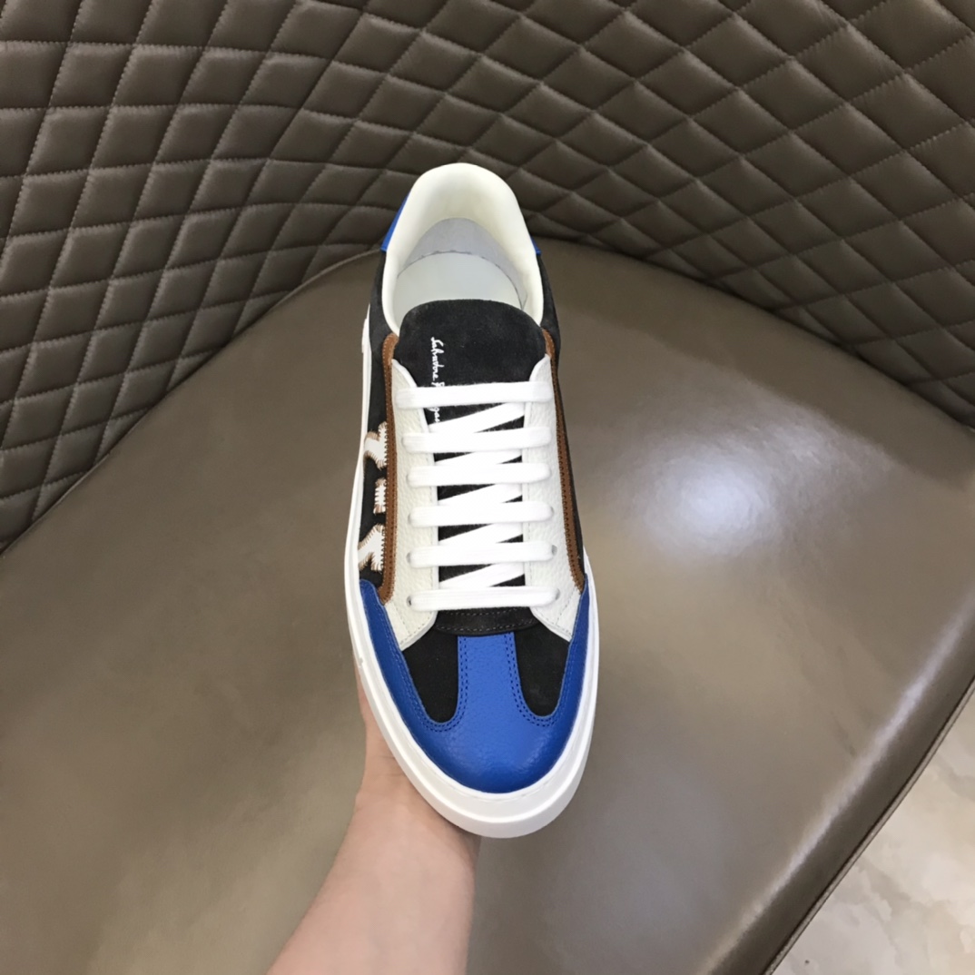 Ferragamo Gancini Sneaker - everydesigner