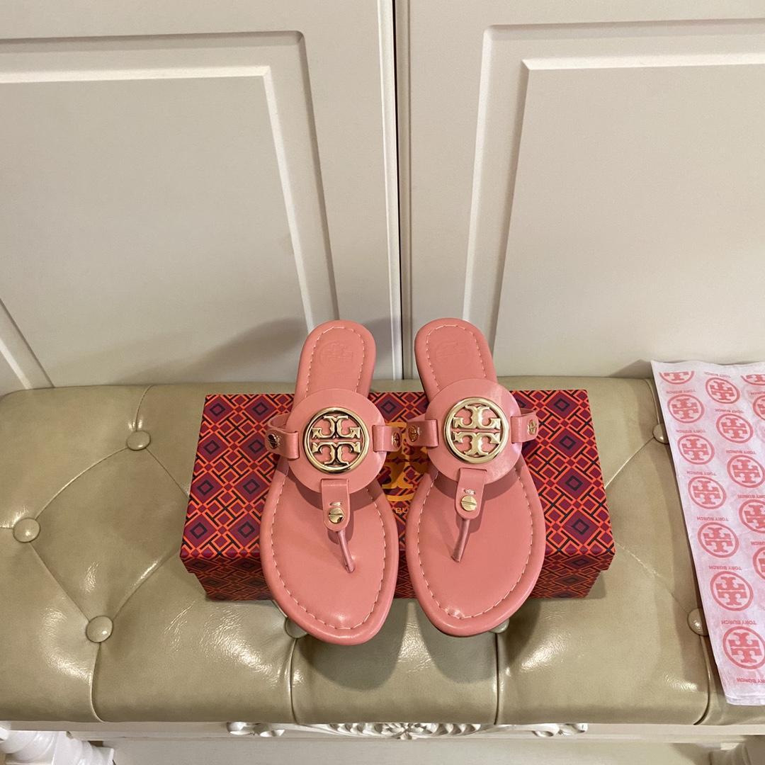 Tory Burch Leather Thong Sandals  - everydesigner