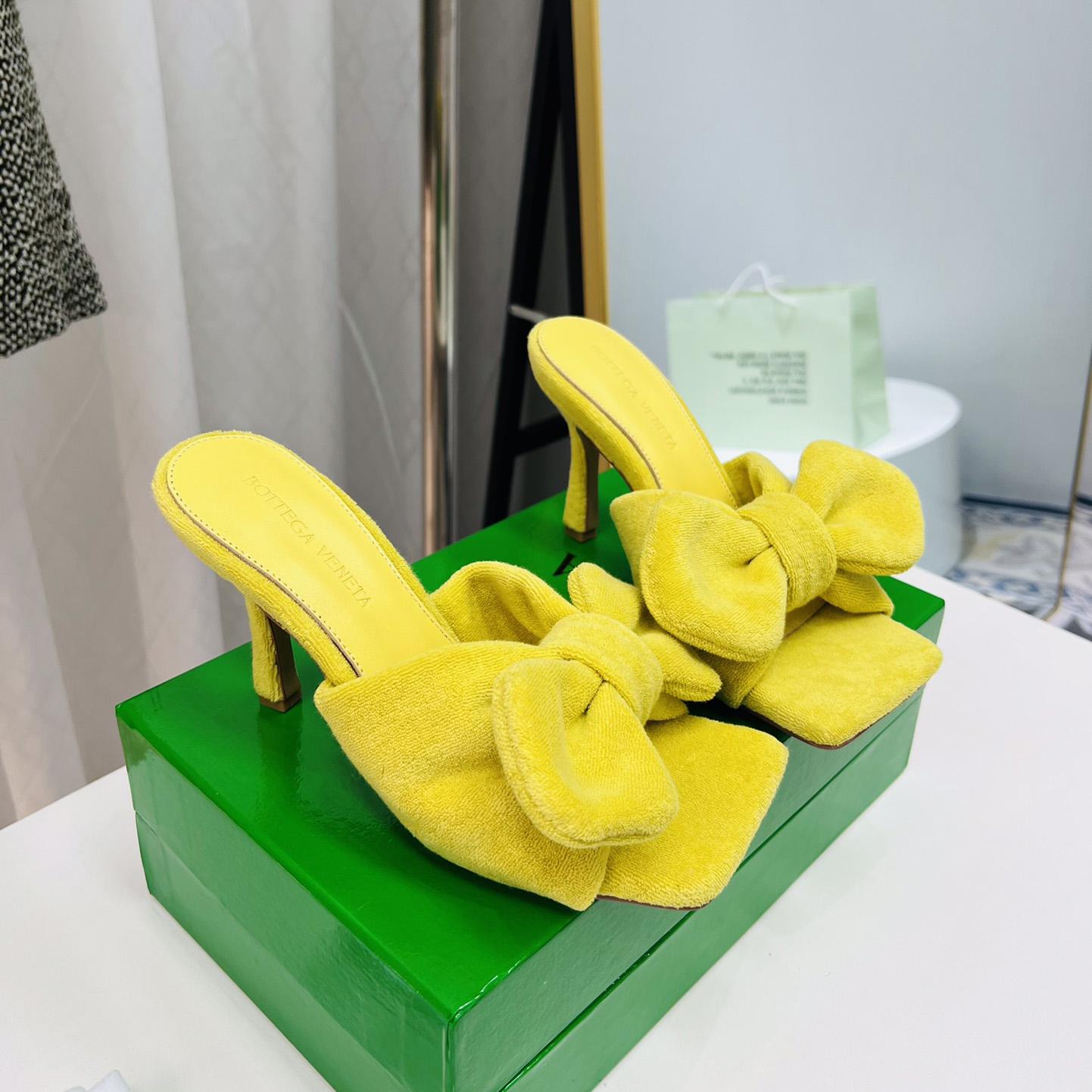 Bottega Veneta Yellow Heeled Sandals - everydesigner