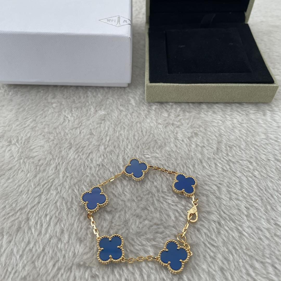 Van Cleef & Arpels Bracelet - everydesigner