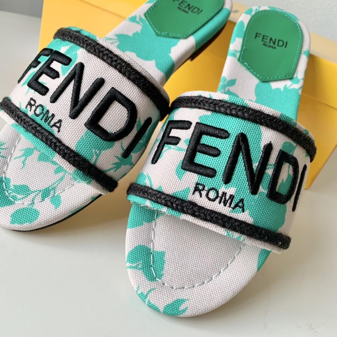 Fendi Signature Green Canvas Slides - everydesigner