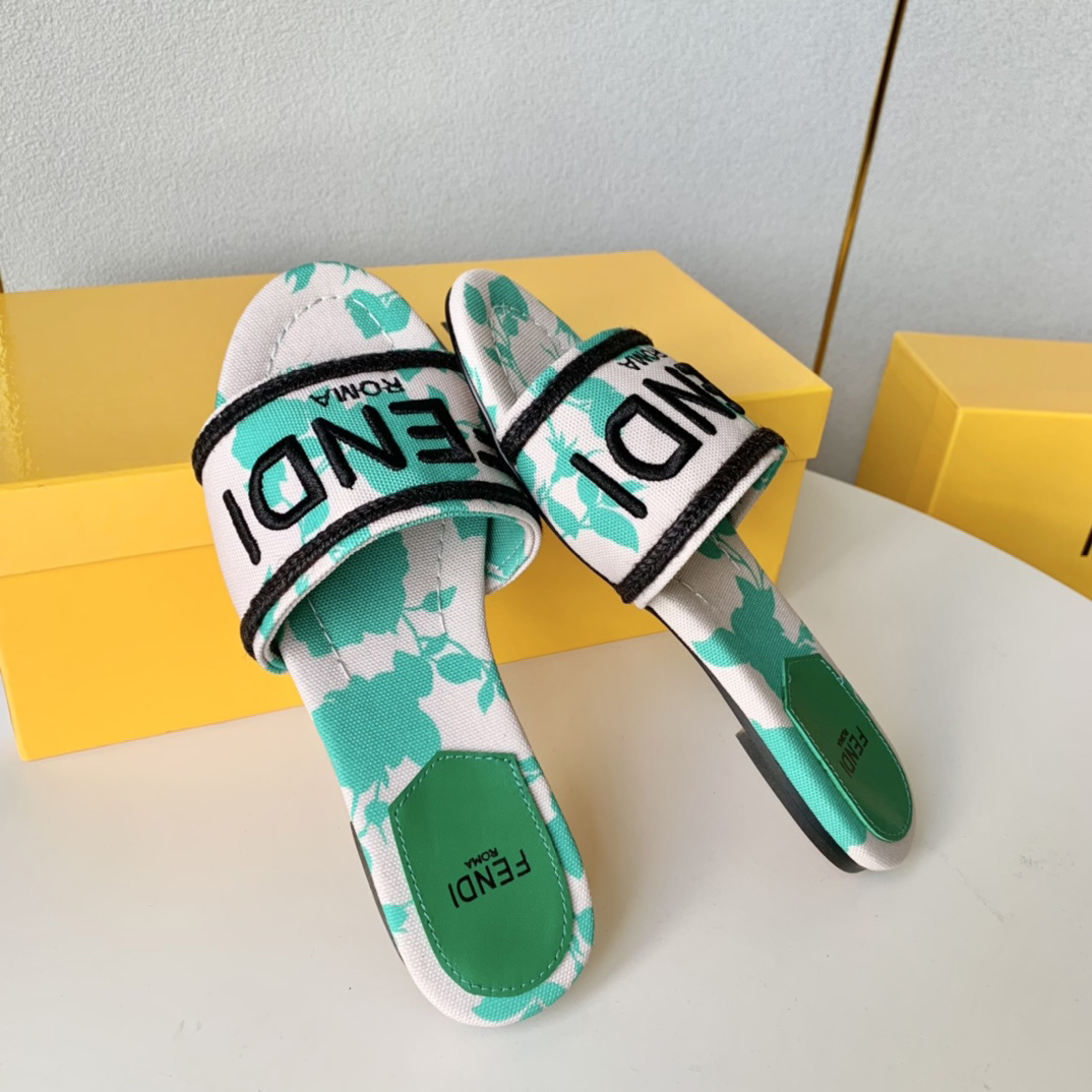 Fendi Signature Green Canvas Slides - everydesigner