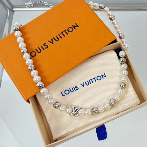 Louis Vuitton Monogram Pearls Necklace    M01157 - everydesigner