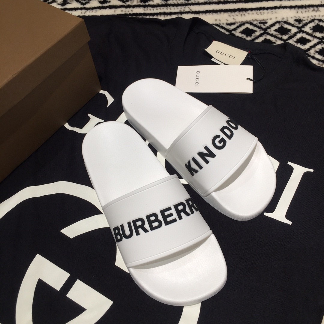 Burberry Women's Kingdom Slide Sandals - everydesigner