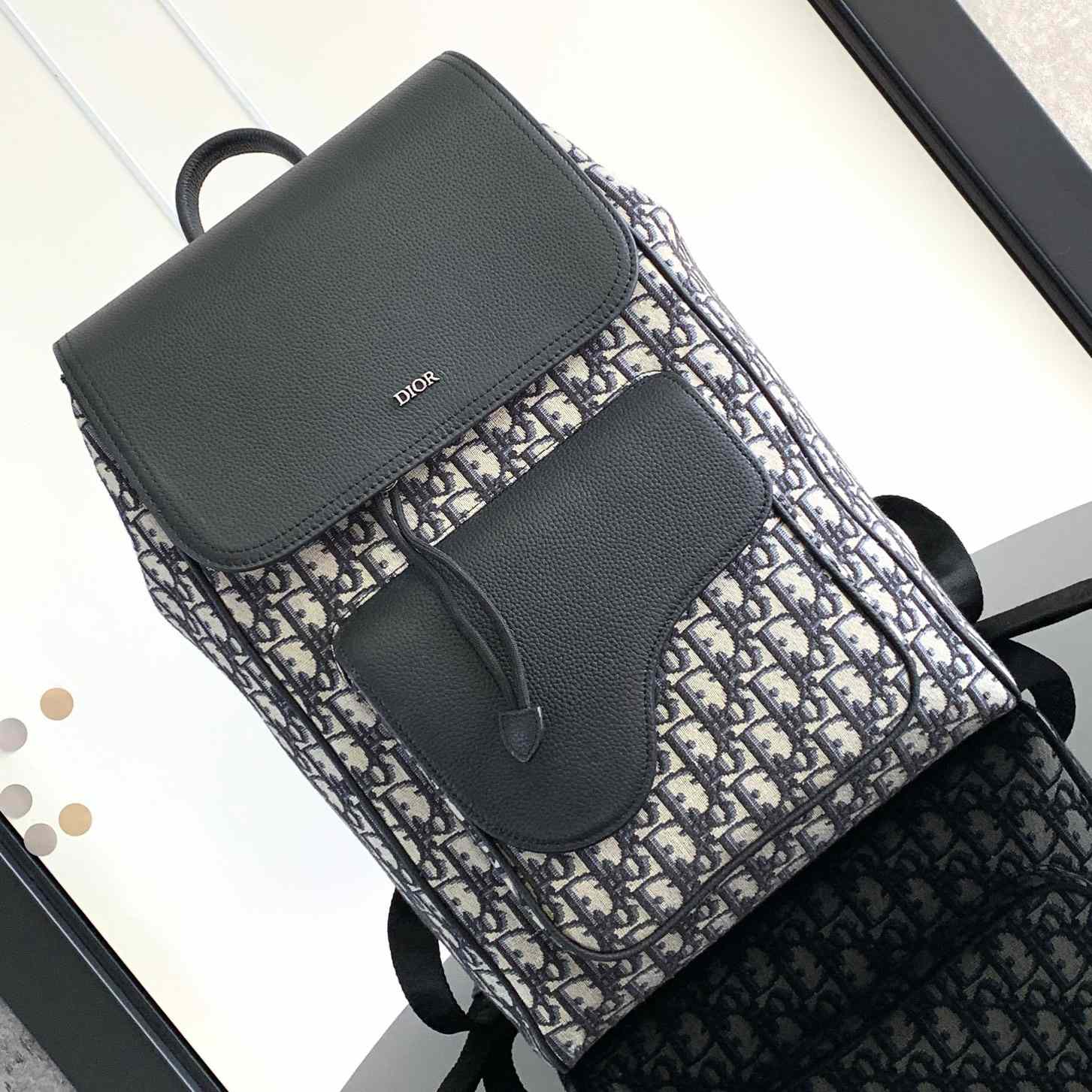 Dior Saddle Backpack  - everydesigner