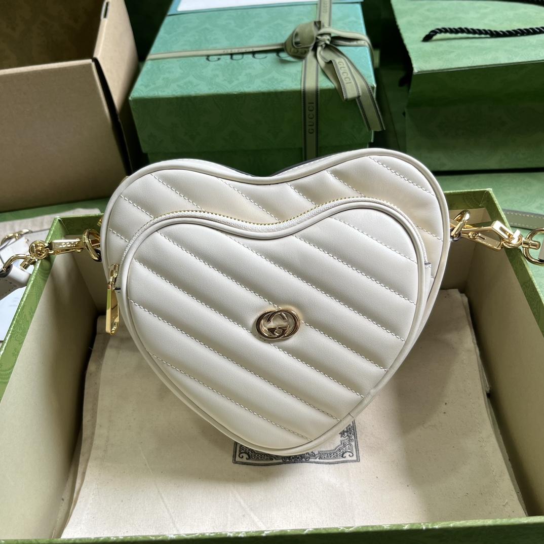 Gucci Interlocking G Mini Heart Shoulder Bag - everydesigner