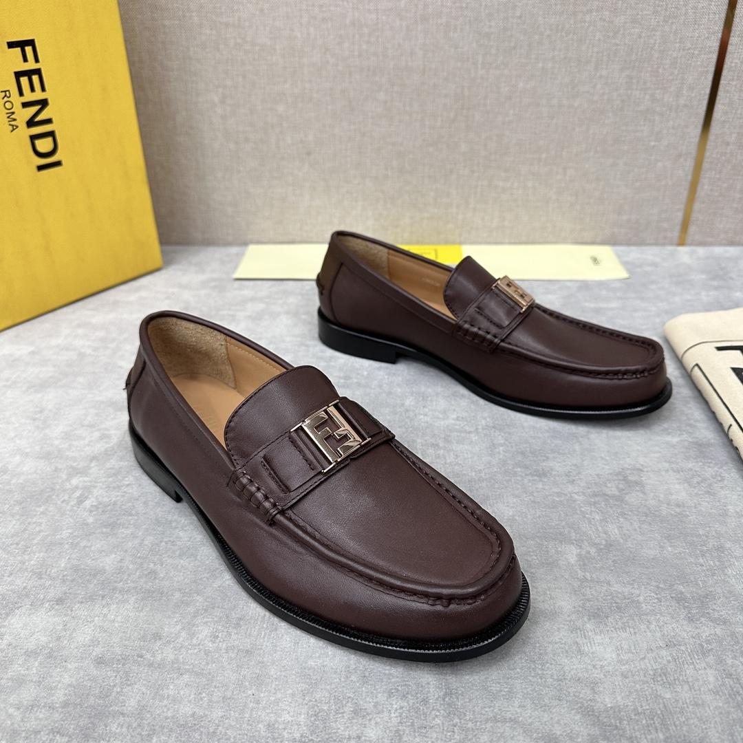 Fendi Men's Brown Loafer - everydesigner