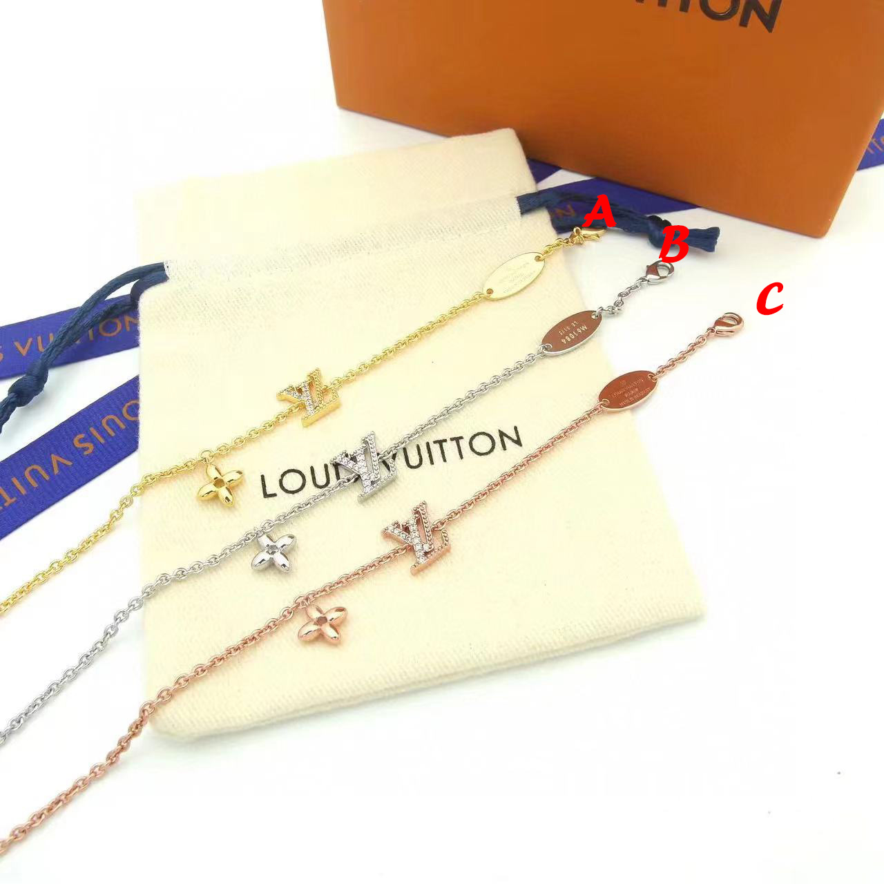 Louis Vuitton LV Iconic Bracelet - everydesigner