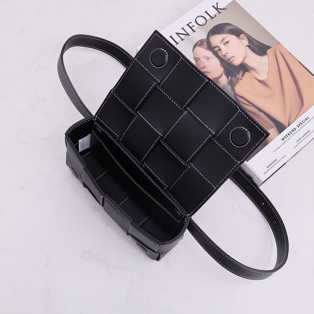 Bottega Veneta Cassette Belt Bag - everydesigner