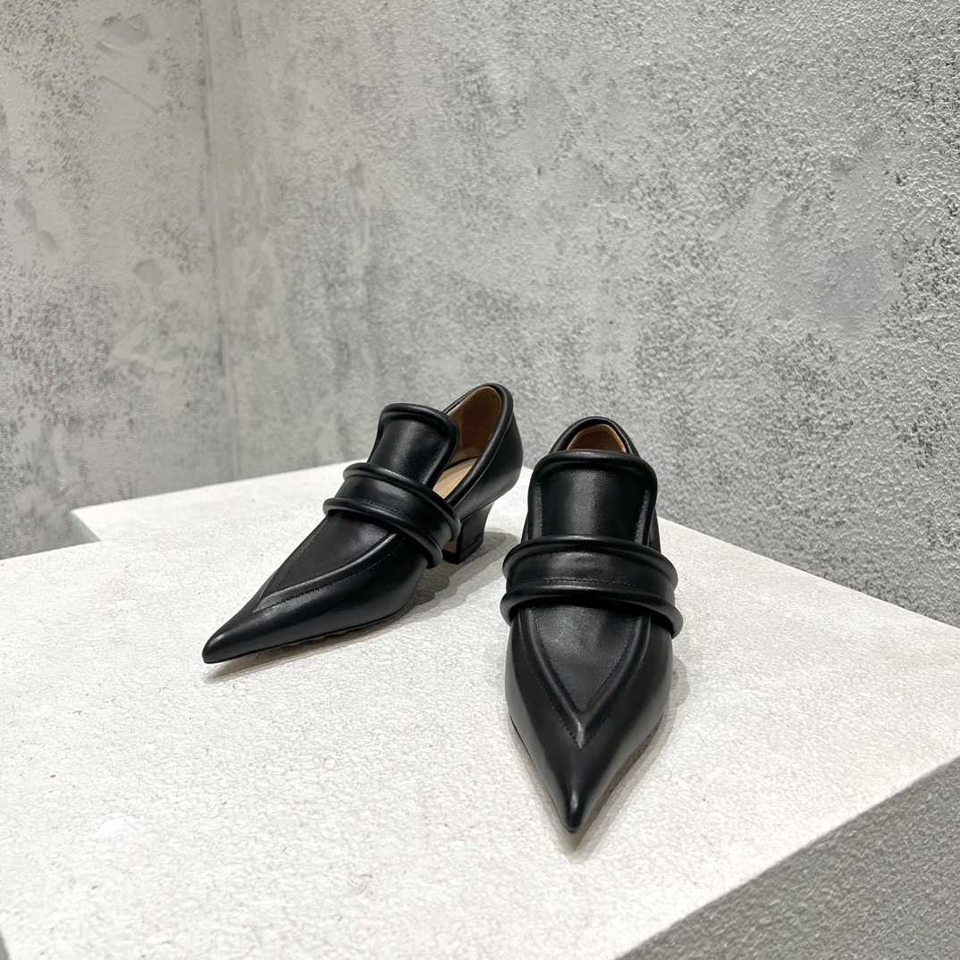 Bottega Veneta Spada Pump - everydesigner