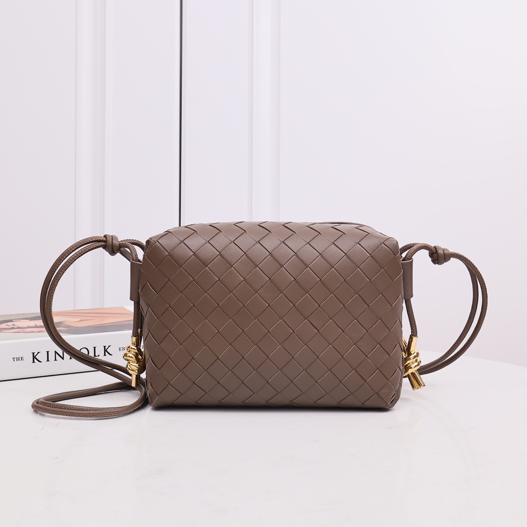 Bottega Veneta Small Loop Camera Bag - everydesigner