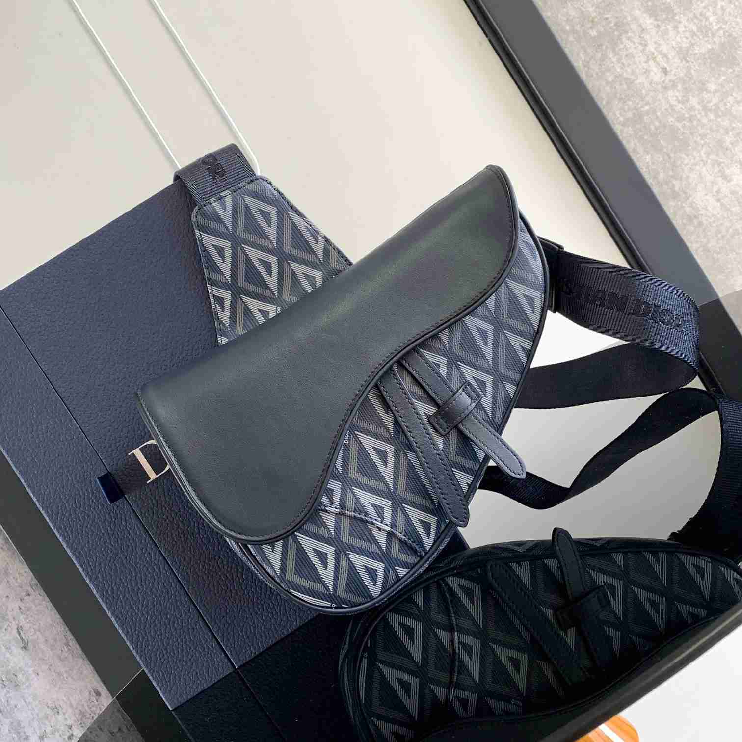 Dior Saddle Bag - everydesigner